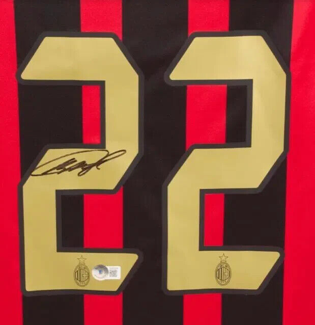 Ricardo Kaka Signed AC Milan Home Soccer Jersey #22 with Beckett Witness